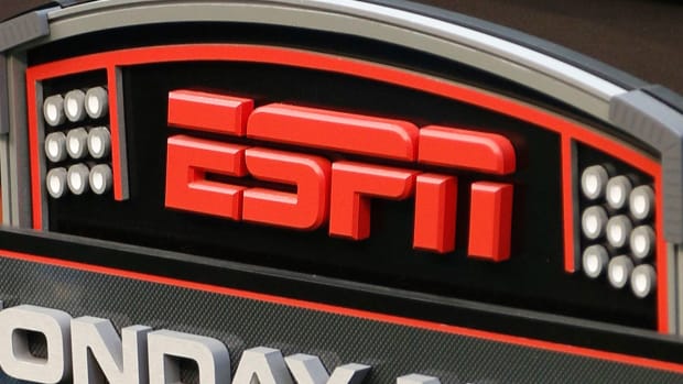 espn-logo-layoffs-1200.jpg